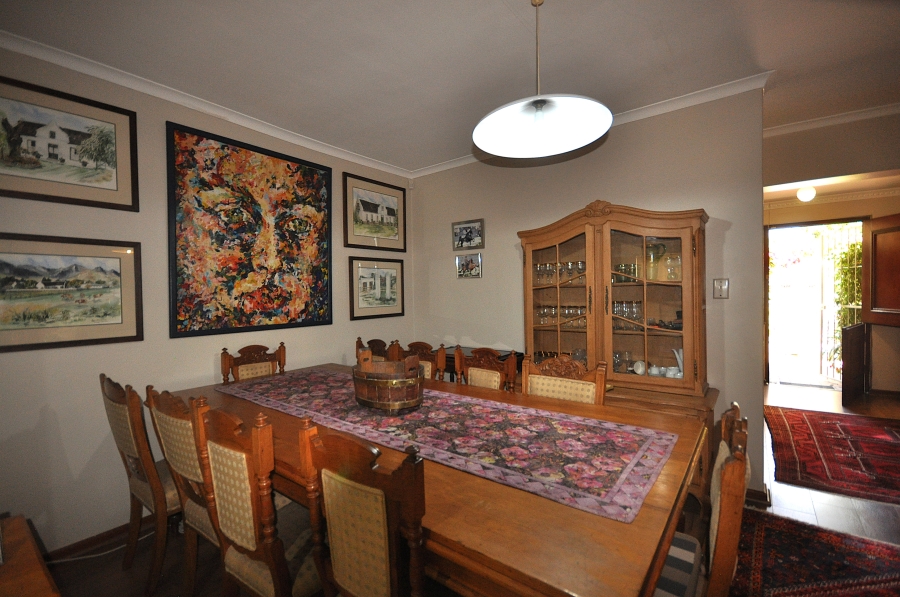 3 Bedroom Property for Sale in Paradyskloof Western Cape